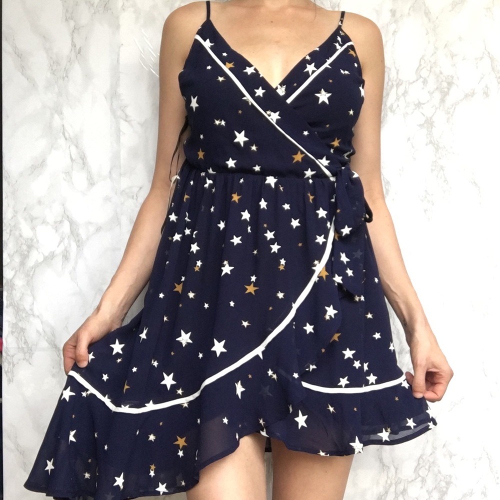 NWT Star Print Wrap Dress | Lush @ Nordstrom